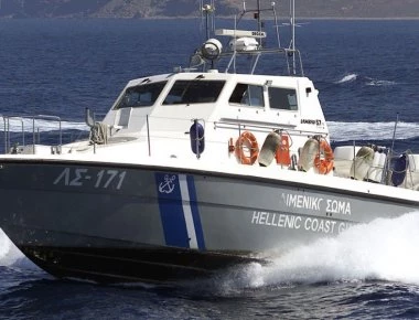 ΛΣ: Μετέφερε στη Ρόδο 16 παράνομους μετανάστες που επέβαιναν σε… θαλαμηγό